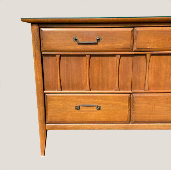 Kroehler 6-Drawer Dresser