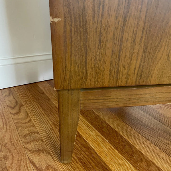 Pair of Mid-Century Nightstands