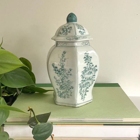 Ginger Jar | White & Green