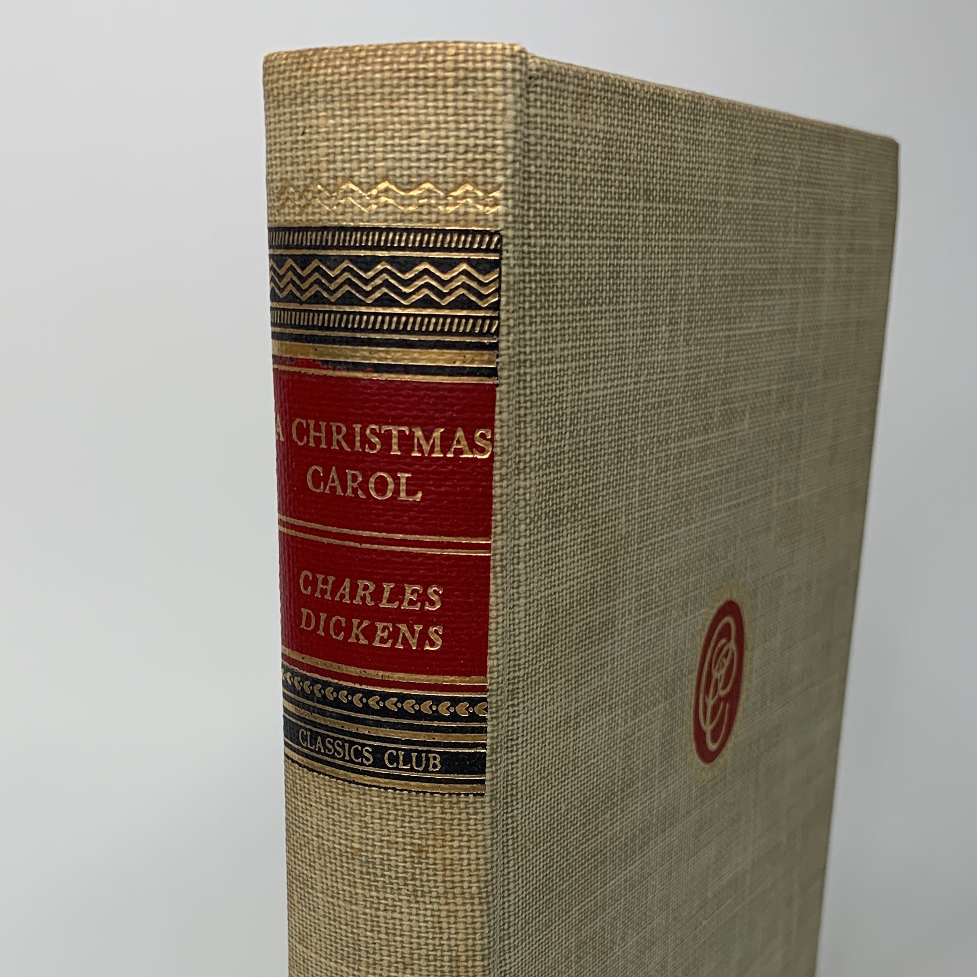 A Christmas Carol | Charles Dickens - Classics Club Collection