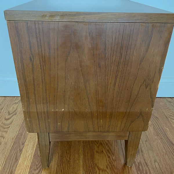 Pair of Mid-Century Nightstands